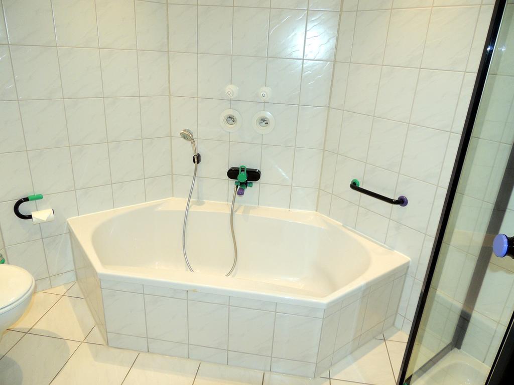 Gaestehaus Am Hirtenberg Breitenbrunn  Zewnętrze zdjęcie