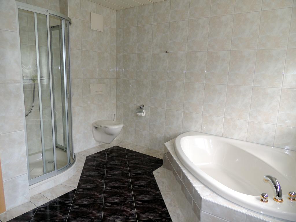 Gaestehaus Am Hirtenberg Breitenbrunn  Zewnętrze zdjęcie